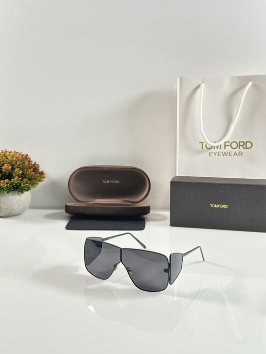 Tomforrd Aniston Black Sunglasses