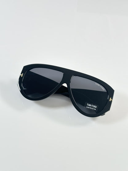 Tomforrd Unisex Primium Black Elegent Sunglasses