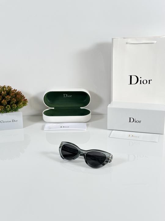 Diior Luxury Grey Cat-Eye Sunglasses – Premium Full Kit