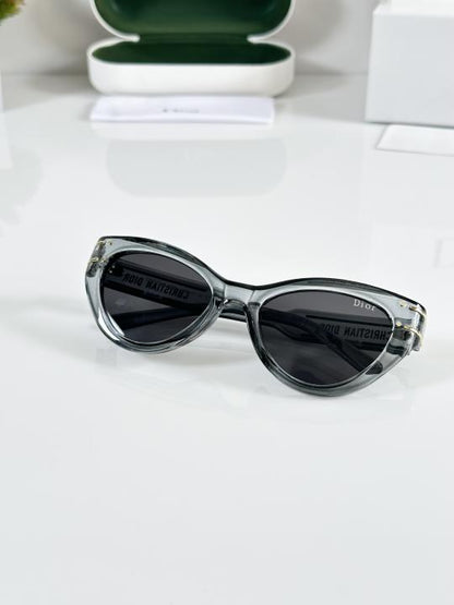 Diior Luxury Grey Cat-Eye Sunglasses – Premium Full Kit